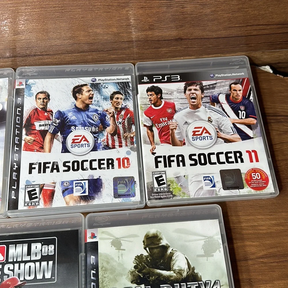 Bundle 7 of PlayStation 3 games fifa10- fifa 11 call of duty 4  madden